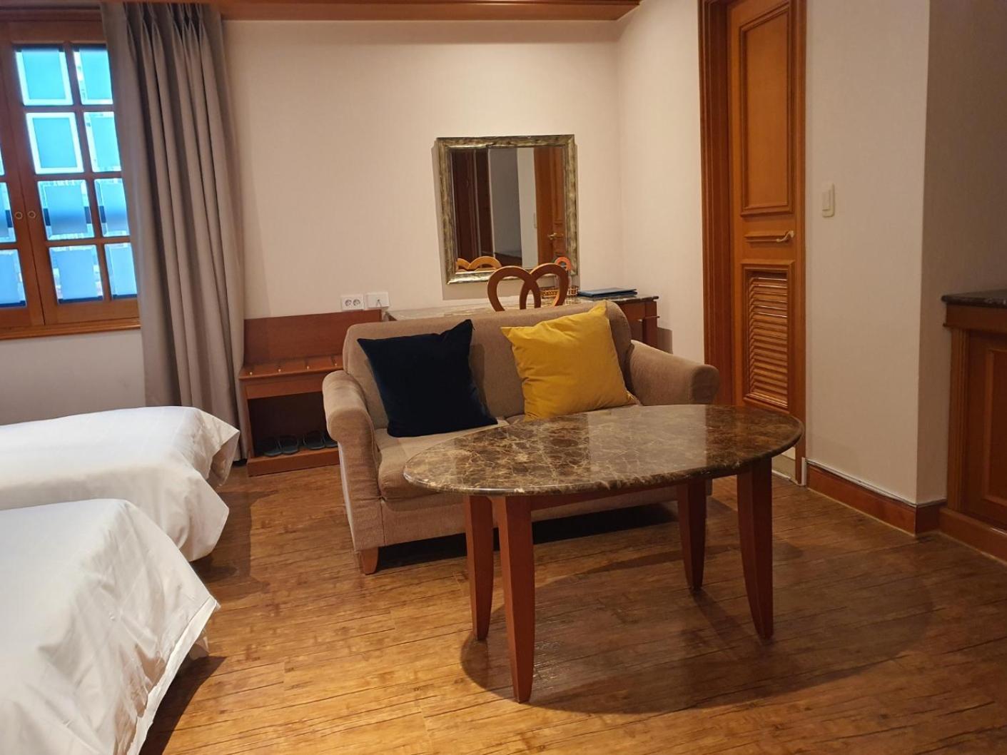 סיאול Karak Tourist Hotel מראה חיצוני תמונה