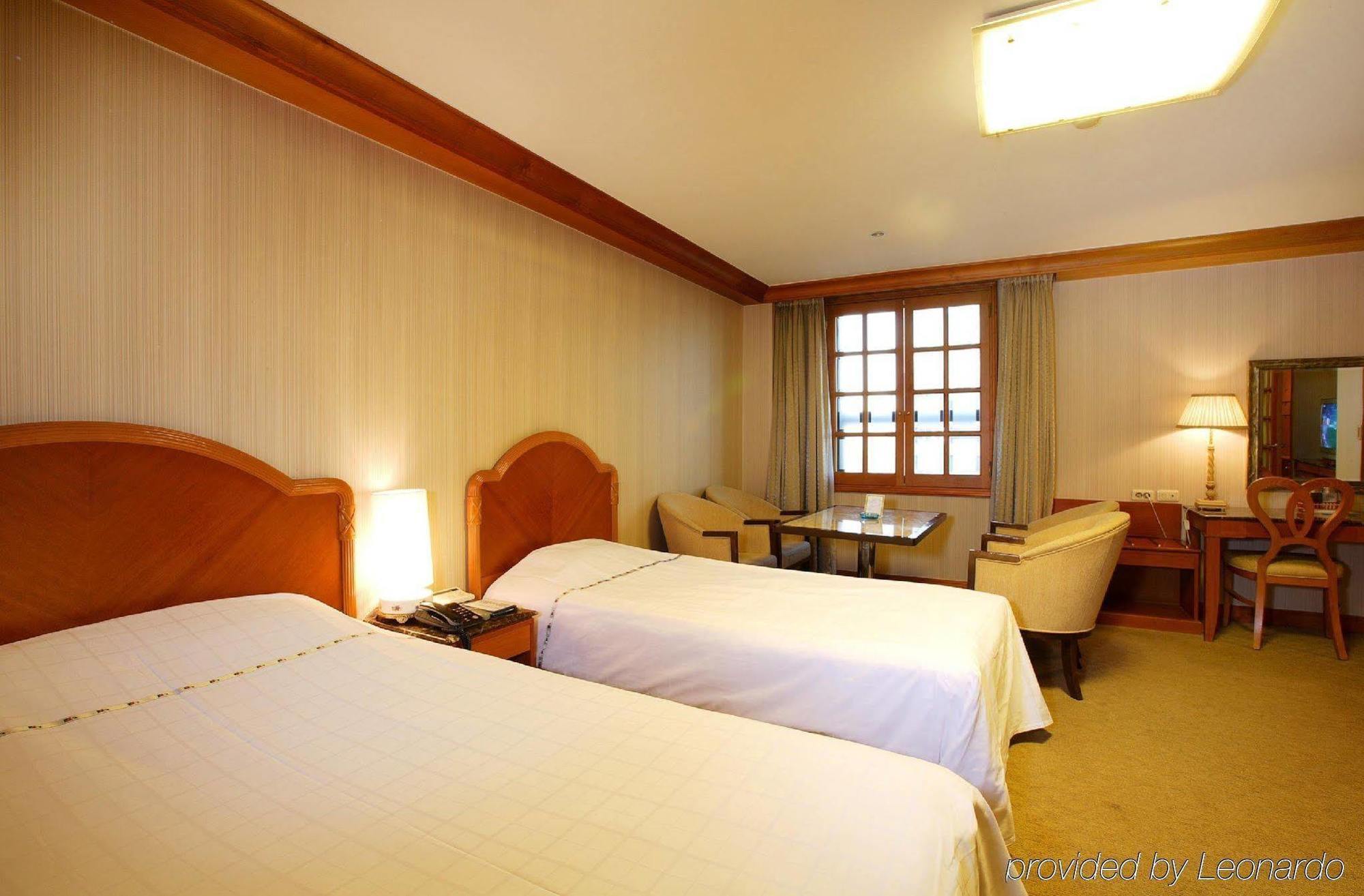 סיאול Karak Tourist Hotel מראה חיצוני תמונה